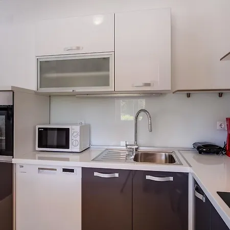 Mirna Apartment Nerezine